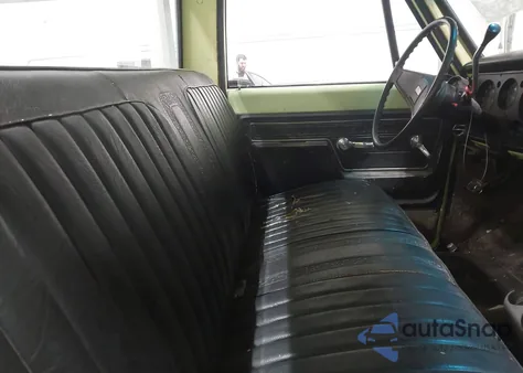 1971 GMC C1500 z USA, uszkodzony, nr VIN CE134Z111830